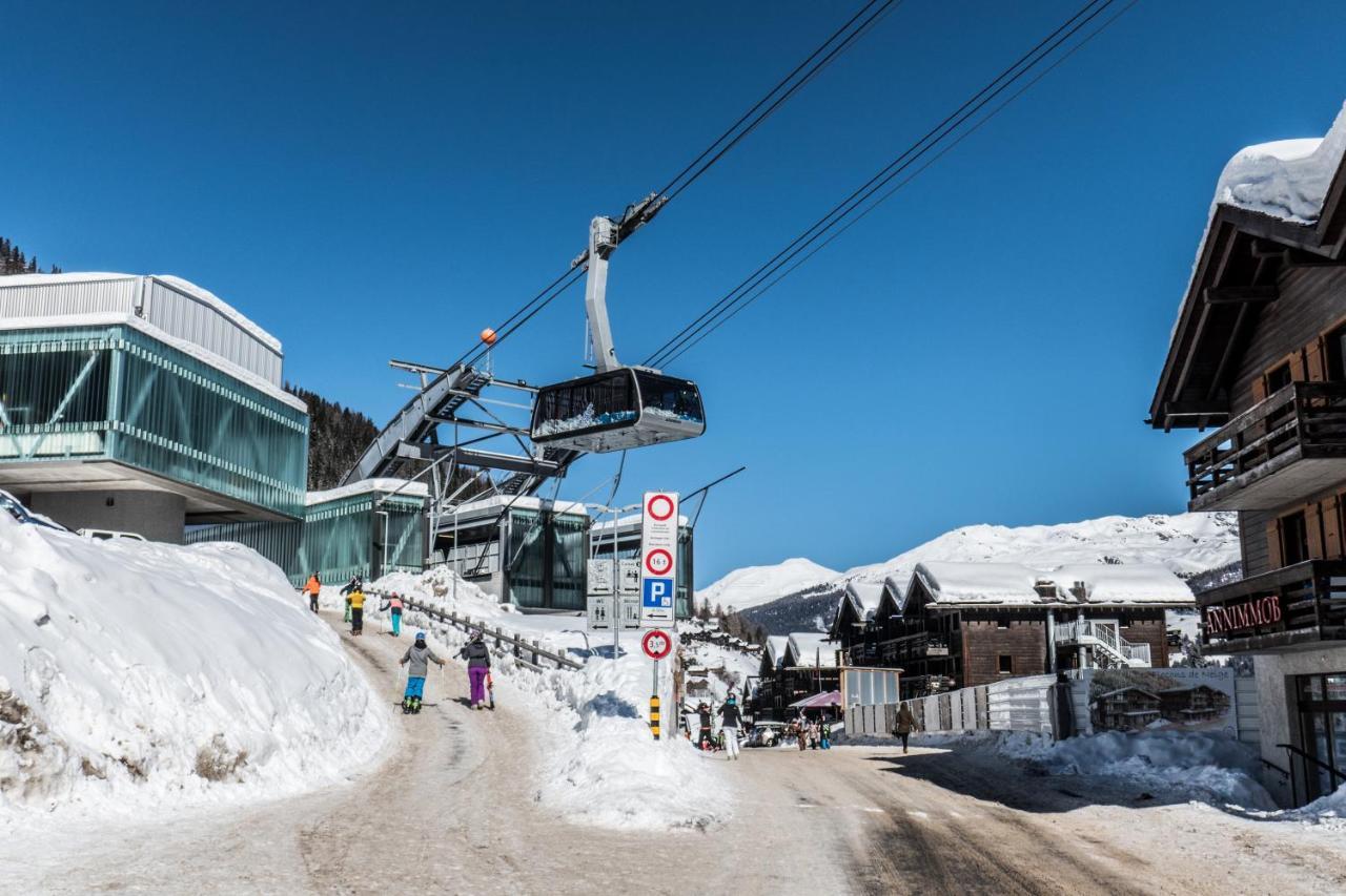 Cristal - Swiss Riders Hotel 3*